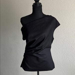 NWT Banana Republic Everywhere Ponte One Shoulder Black Top Size Medium